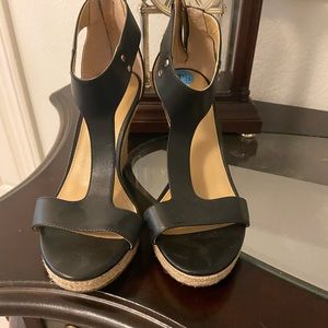 Michael kors wedges size 7.5